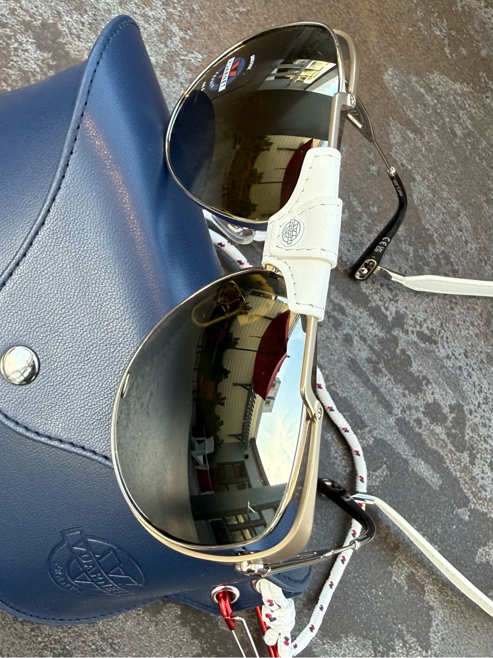 New Vuarnet Arctic 01 Titanium Aviator Sunglasses Men’s - Picture 16 of 16